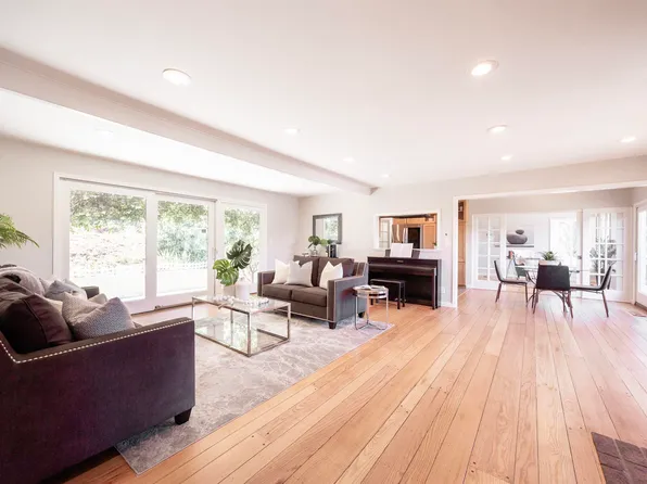 10701 Fallbrook Way, Oakland, CA 94605