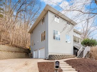 1705 Ohlsun Ct, La Crosse, WI 54601