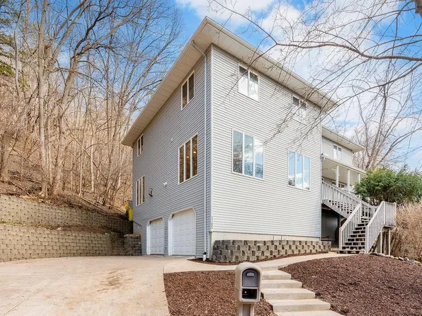 1705 Ohlsun Ct, La Crosse, WI 54601