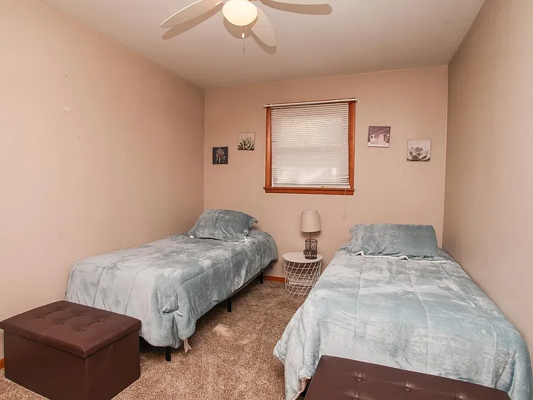 1024 N Jefferson St #A — Photo 12