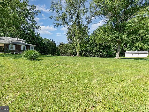 5th image of 12000 Belair Rd