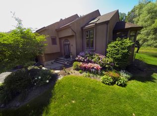 12 Sherwood Dr, Mountain Lakes, NJ 07046