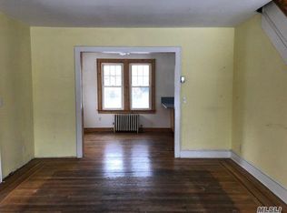 520 Fairview Ave, Baldwin, NY 11510