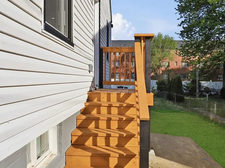 5633 Jamestown Rd — Photo 41