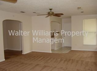 5215 Emory Cir, Jacksonville, FL 32207