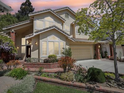18385 Chelmsford Dr, Cupertino, CA, 95014