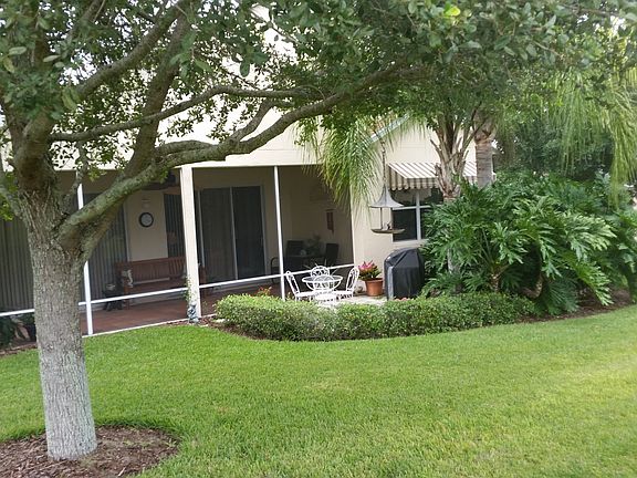 3rd image of 2545 Castle Pines St