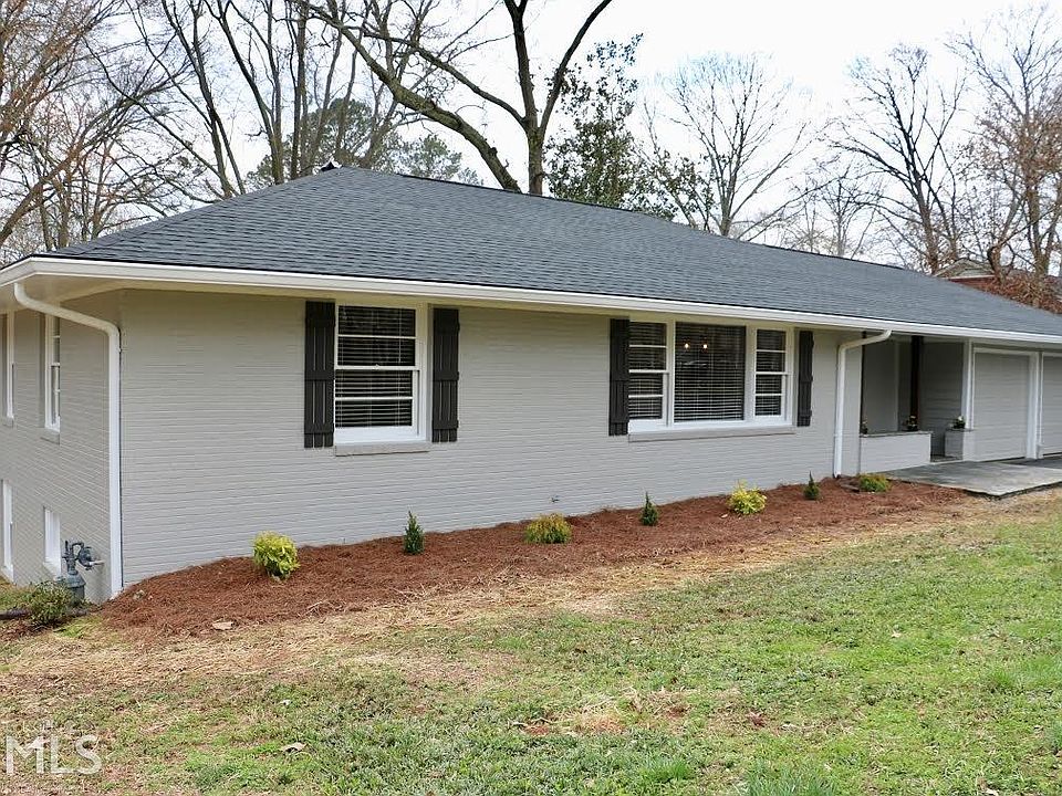 1st image of 2330 Clearwater Dr SE