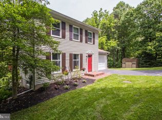 11 Castle Ln, Coatesville, PA 19320