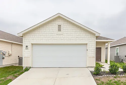 5631 Pearl Mdw Photo 1