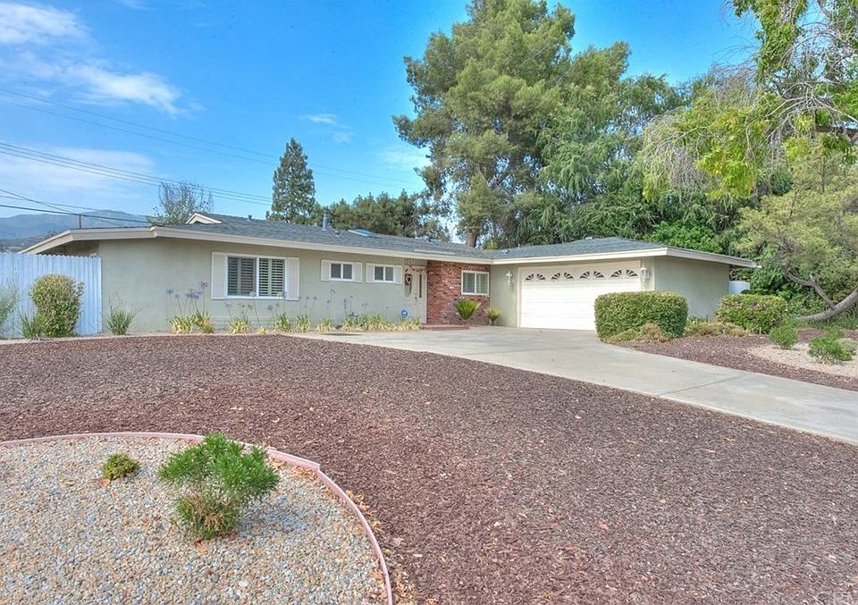 1st image of 1131 Hillsdale Dr