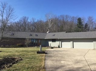 8300 Wiese Rd, Brecksville, OH 44141