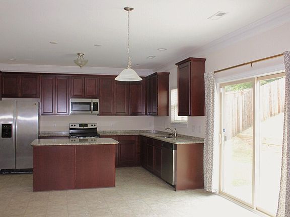 4th image of 2205 Wise Owl Dr