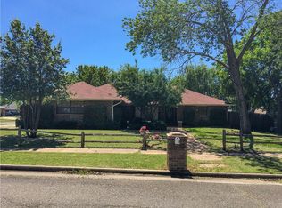 2000 Basking Ridge Trl, Edmond, OK 73013