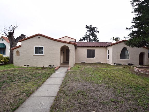 2nd image of 1222 N Huntington Blvd