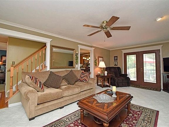 3rd image of 7115 Highpoint Dr