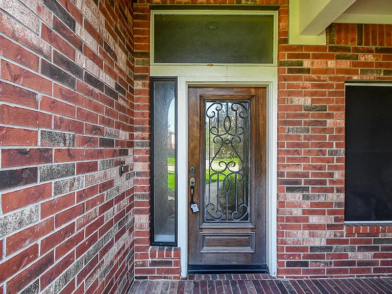 22606 Blanefield Ct — Photo 3