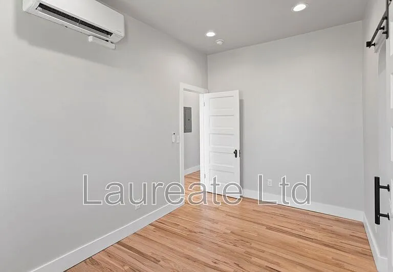 2224 E 14th Ave #3 — Photo 5