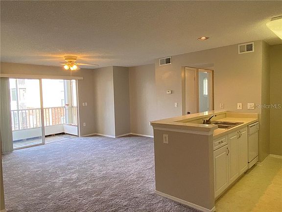 3rd image of 4115 Chatham Oak Ct APT 217