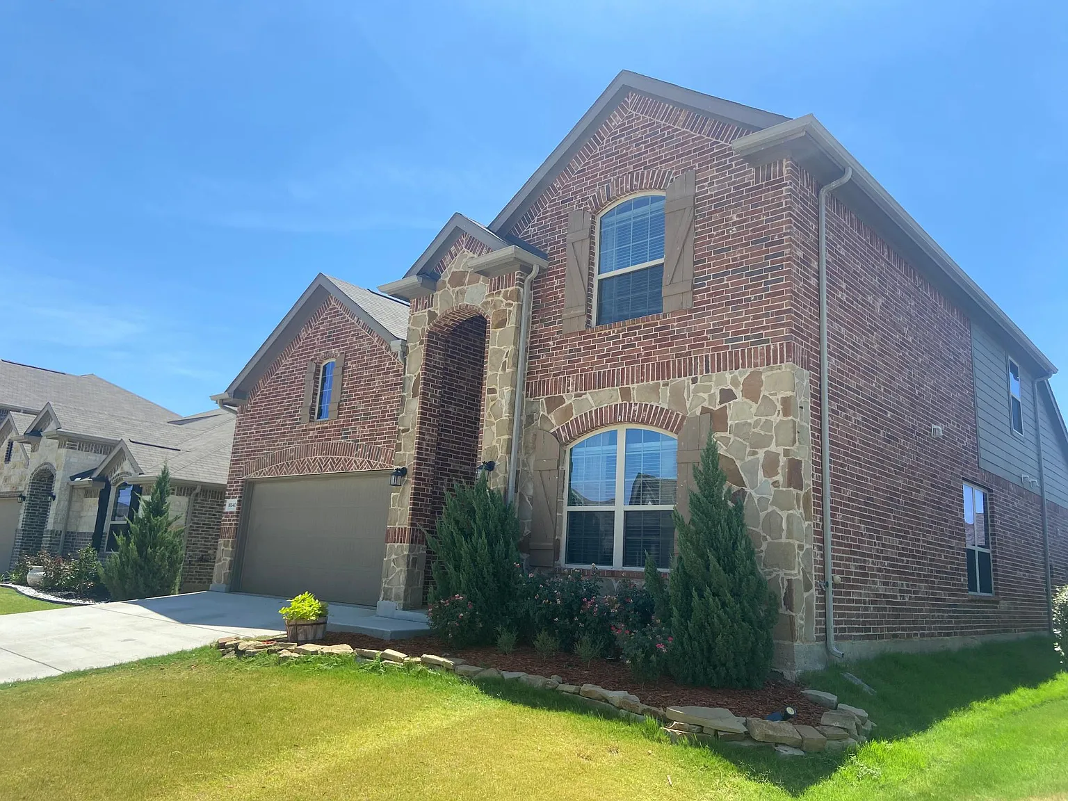 16540 Amistad Ave — Photo 3