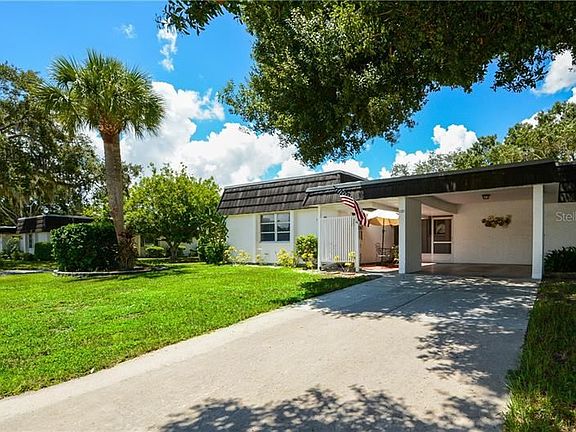 4th image of 1321 Glen Oaks Dr E #132