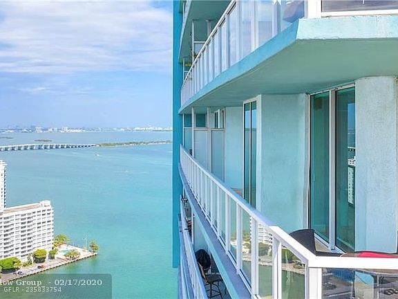 3rd image of 1900 N Bayshore Dr APT 3518