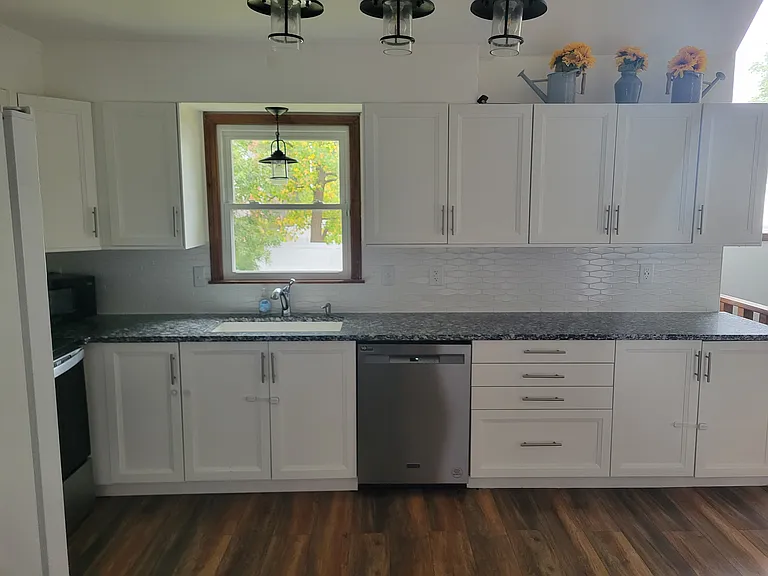1504 E Wells Fargo Dr — Photo 5