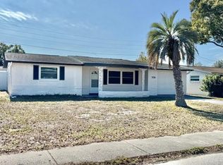 5026 Lofton Dr, New Port Richey, FL 34652