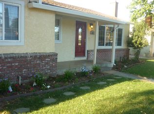 433 Gibson Rd, Woodland, CA 95695