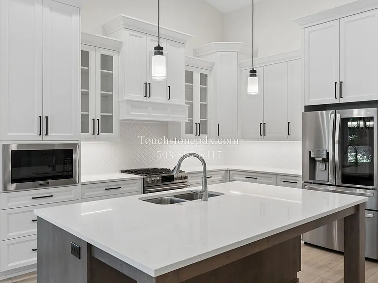 740 Jordan Elizabeth Ave SE — Photo 14