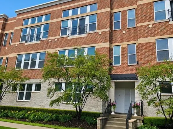 66 Clinton St, Mount Clemens, MI 48043