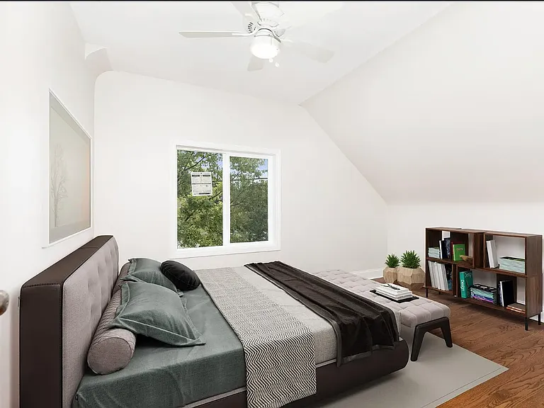 4447 Joliet Ave — Photo 17
