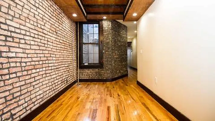 Rented by Nooklyn NYC LLC | media 23