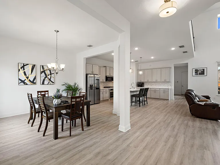 2901 Oak Chase Cv — Photo 10