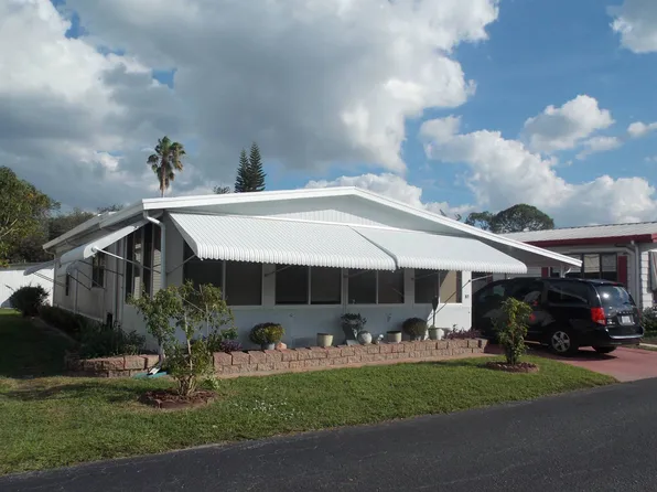 900 Aqua Isles Blvd #B7, Labelle, FL 33935