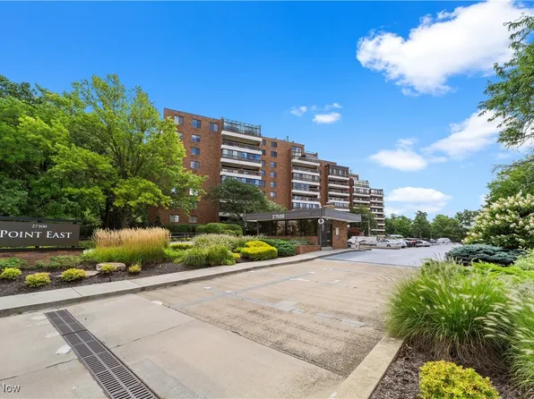 27500 Cedar Rd APT 610, Beachwood, OH 44122