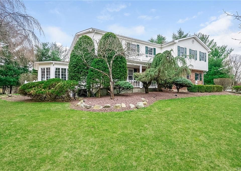 1st image of 12 Celia Ct