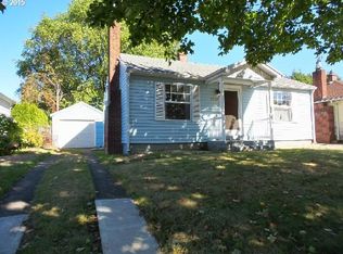 8615 NE Boehmer St, Portland, OR 97220