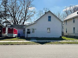 127 E North St, Mount Gilead, OH 43338
