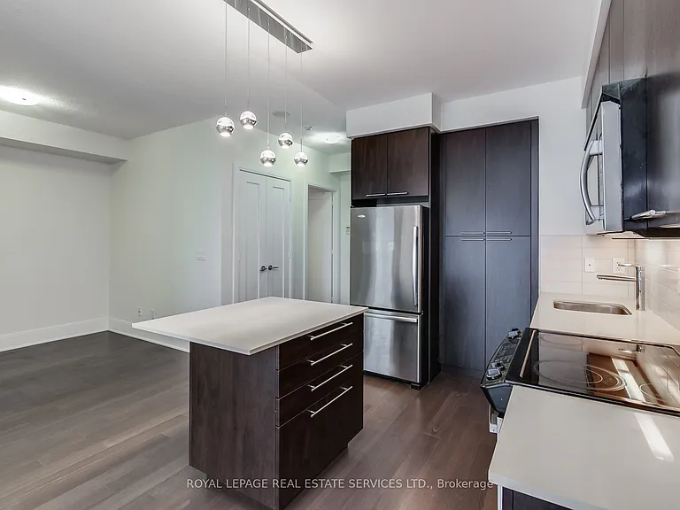 25 Broadway Ave #1408 — Photo 6