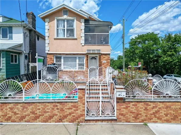 6202 12th Ave, Brooklyn, NY 11219