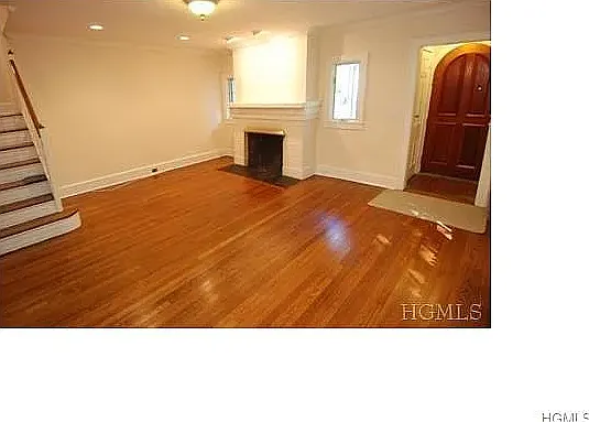 39 Robin Hill Rd — Photo 5