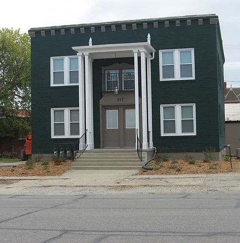 317 S Walnut St #2 Photo 1