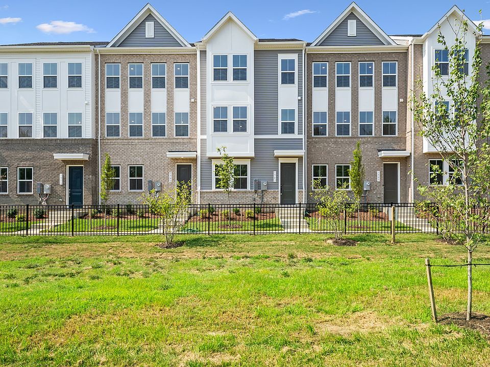 Luxurious Townhomes