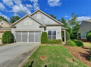6140 Longleaf Dr, Hoschton, GA 30548