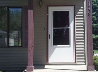 1335 Winona Ct, Sioux City, IA 51104