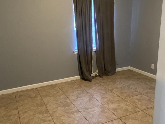 5th image of 3534 E Washington Ave