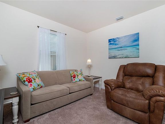 4th image of 25508 Gorham Ln