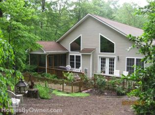 704 Eastover Pkwy, Locust Grove, VA 22508