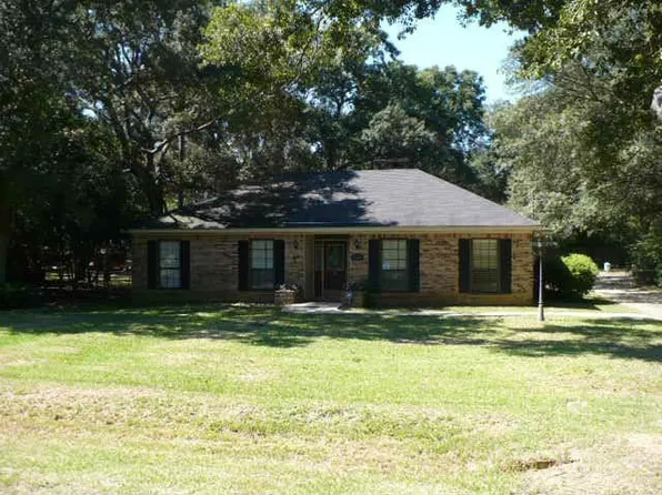 5528 Queen Odella Dr W, Mobile, AL 36619
